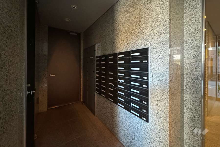 宅配ボックスと共用ポスト