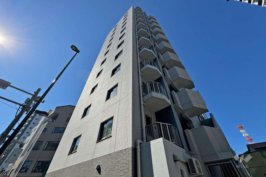 クレアポルテ西日暮里の外観（北東側から）