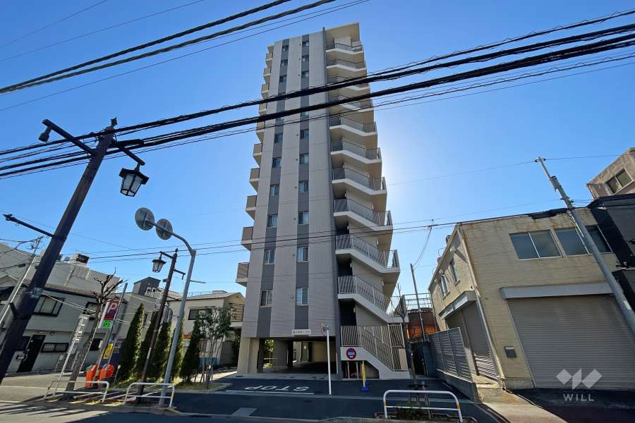 プレサンスロジェ町屋の外観（北西側から）