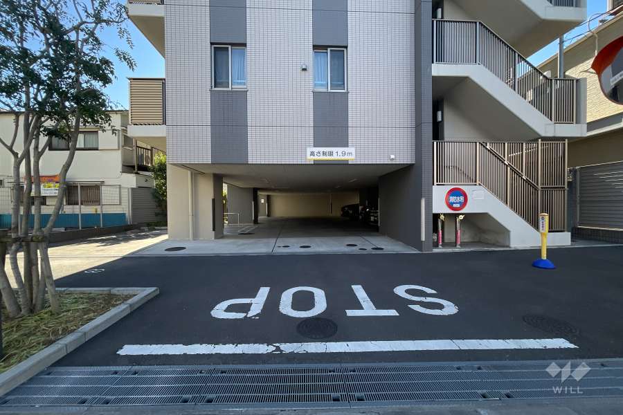 駐車場の出入り口