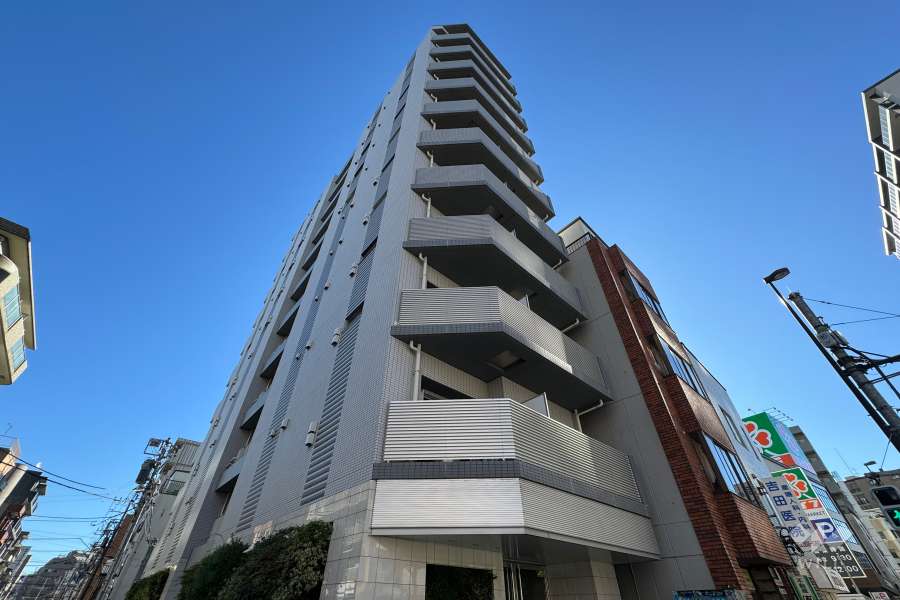 ジェノヴィア東日暮里グリーンヴェールの外観（北西側から）