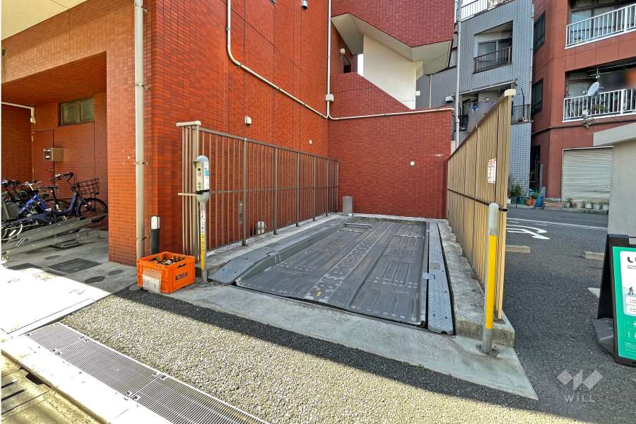 敷地内駐車場（屋外機械式）