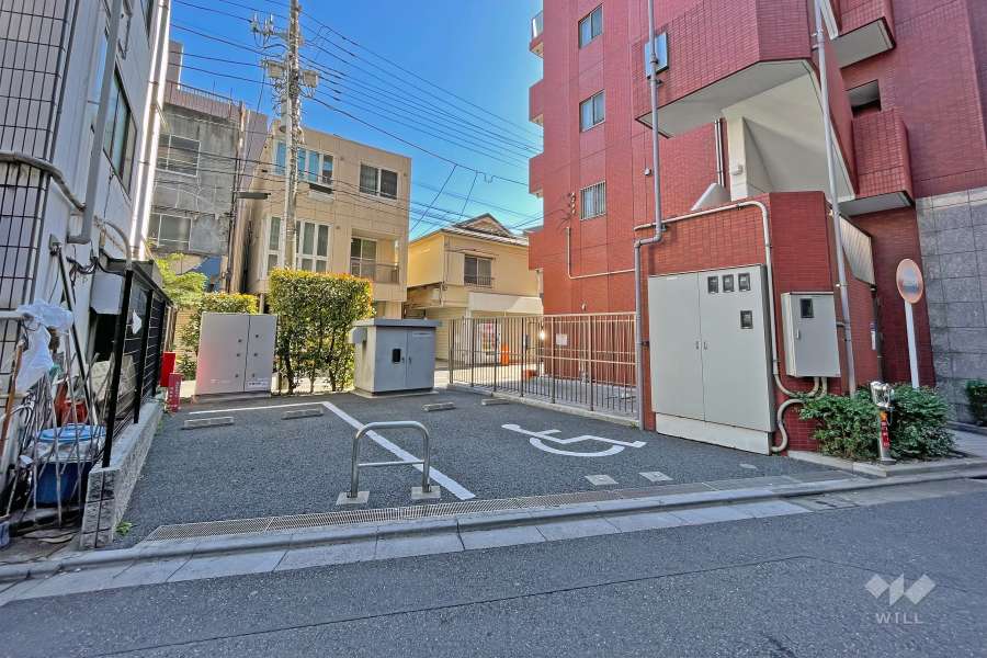 敷地内駐車場（屋外平面式）