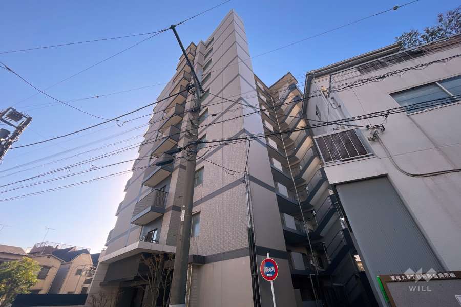 プレサンスロジェ熊野前の外観（北西側から）