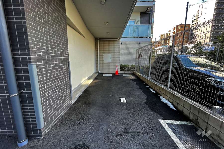 敷地内駐車場（屋外平面式）