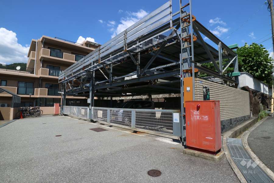 敷地内駐車場（屋外機械式）