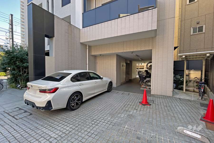 敷地内駐車場（屋外平面式）