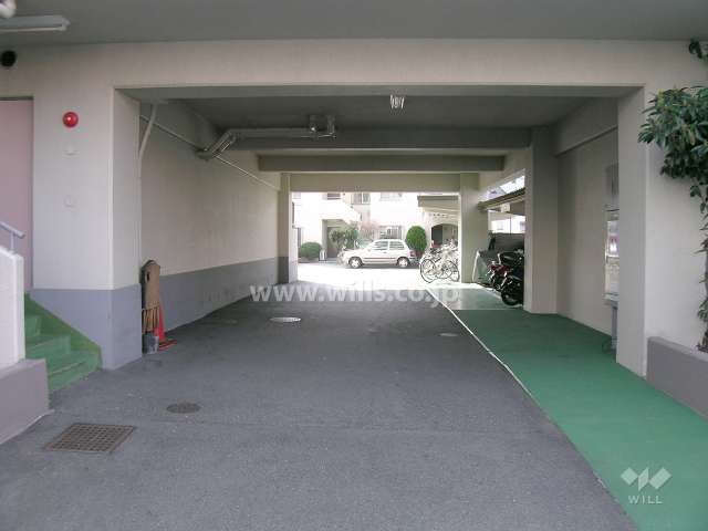駐車場入口