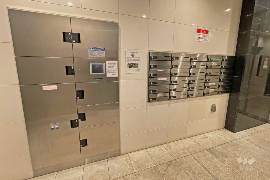 宅配ボックスと共用ポスト