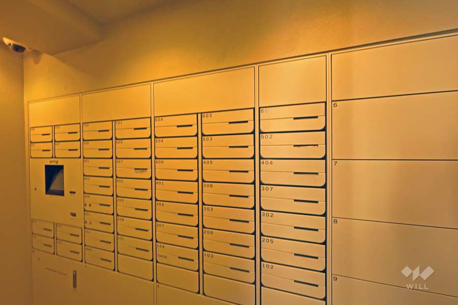 共用ポストと宅配ボックス