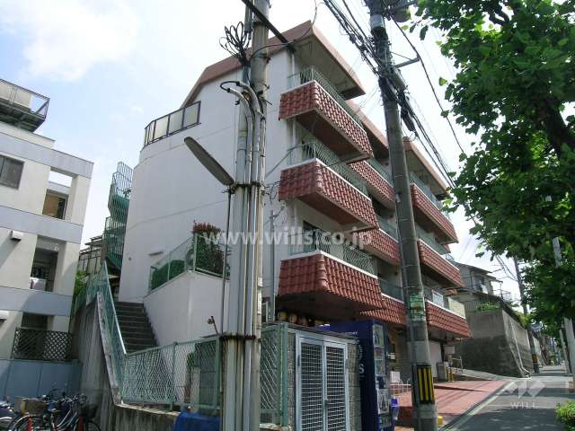サツキハイツ長者の外観（南西側から）