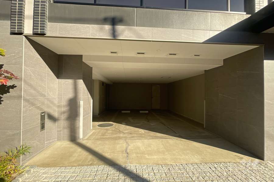 敷地内駐車場（屋内平面式）