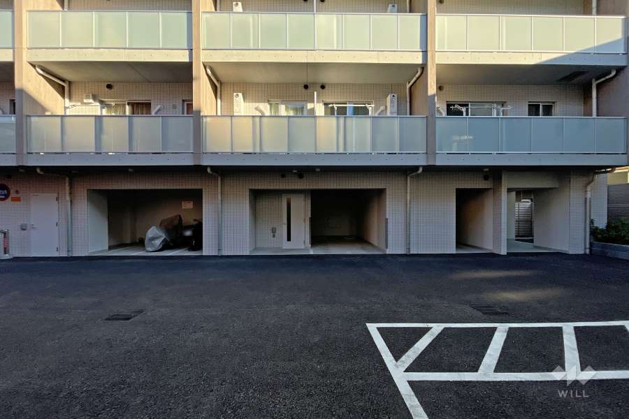 敷地内駐車場（屋外平面式）