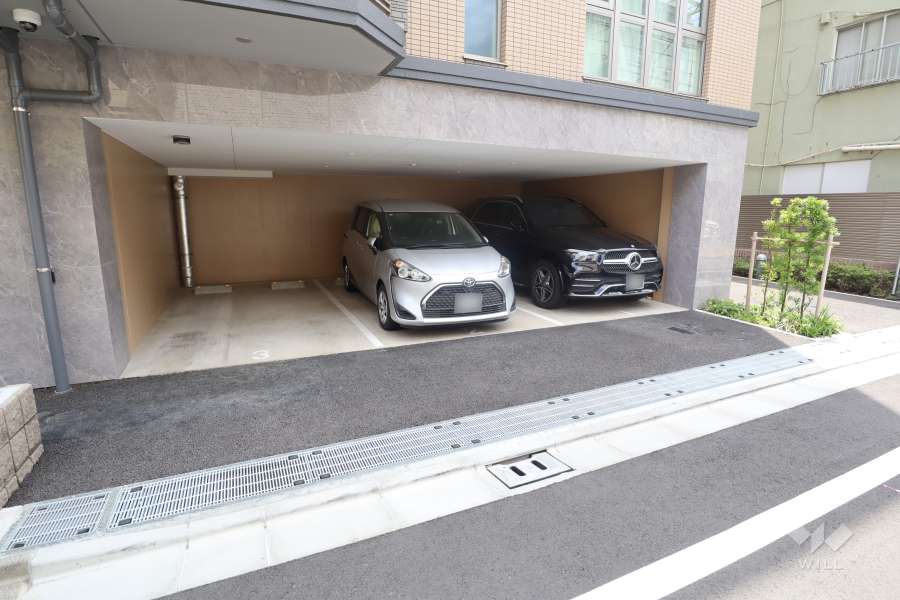 敷地内駐車場（屋内平面式）