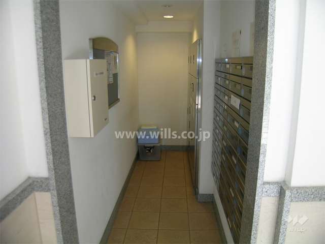 共用ポストと宅配ボックス