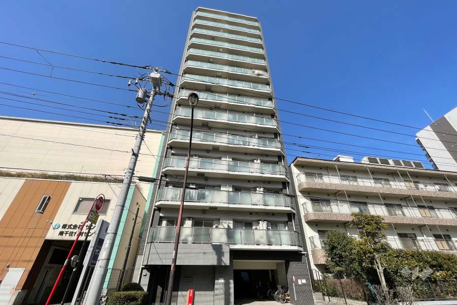 ミルーナヒルズ南千住の外観（南側から）　
