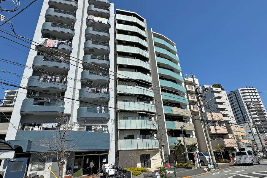 グロース西日暮里の外観（南西側から）