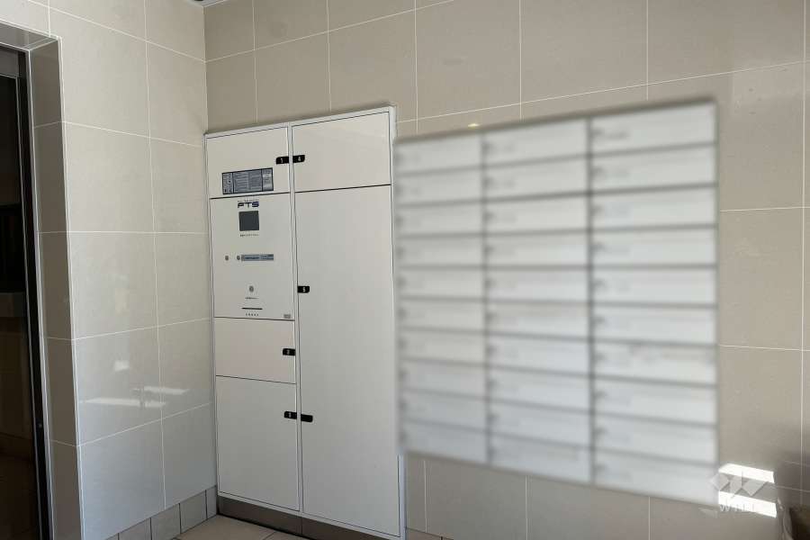 共用ポストと宅配ボックス