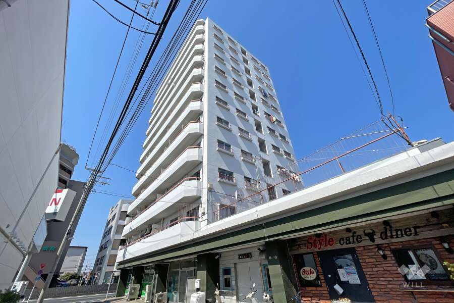 オオサキ竹の塚マンションの外観（南東側から）