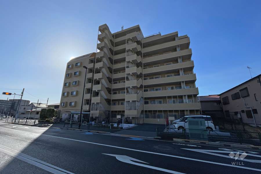 グーディッシュ竹の塚の外観（北西側から）