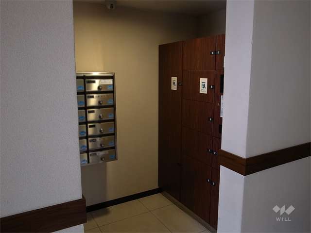 宅配ボックスと共用ポスト