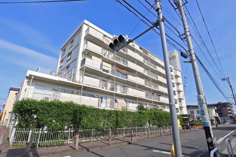 マンハイム竹の塚の外観（北西側から）