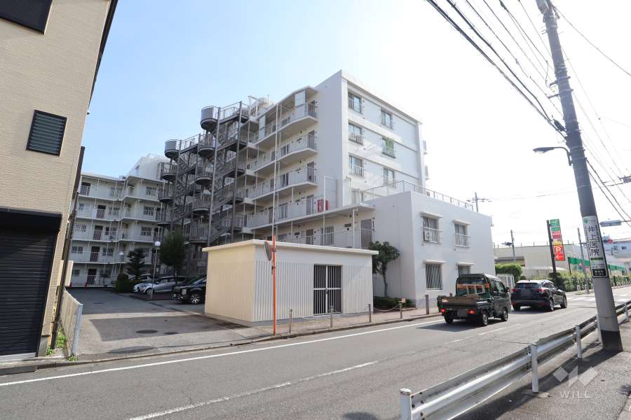 マンハイム竹の塚の外観（北東側から）