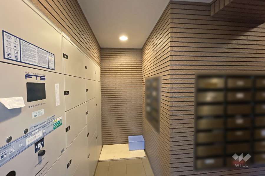 共用ポストと宅配ボックス