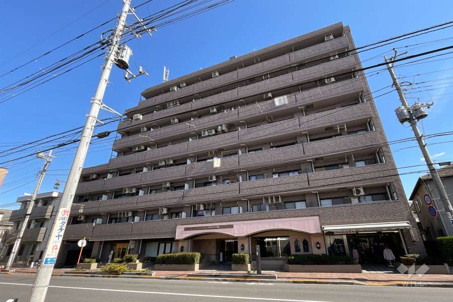 ライオンズプラザ竹の塚の外観（南西側から）