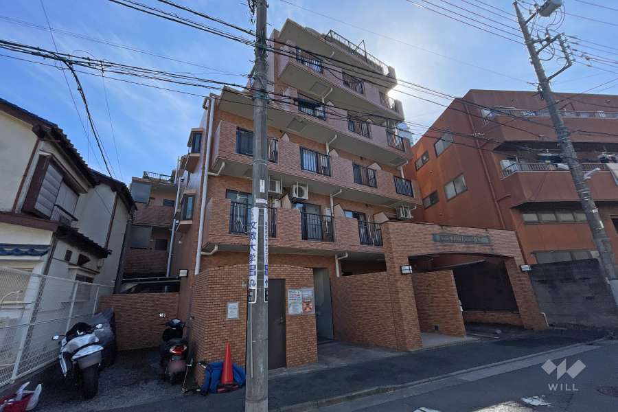 ライオンズマンション竹の塚第5の外観（北東側から）