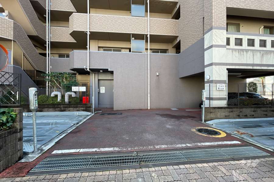敷地内駐車場（屋外機械式）