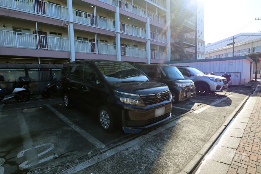 敷地内駐車場(屋外平面式)