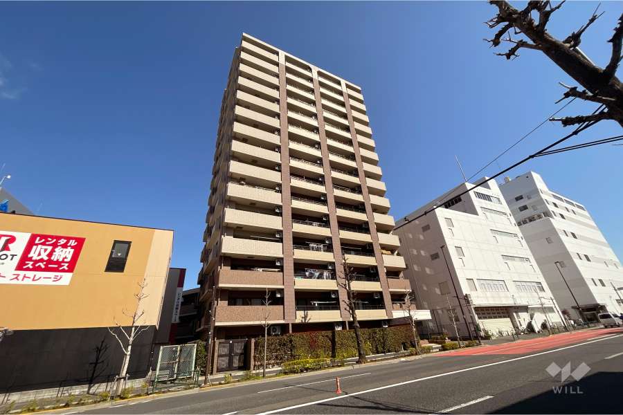 アルフェイス北千住の外観（南西側から）