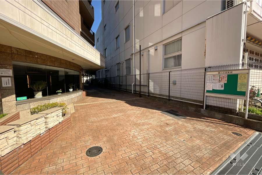 敷地内駐車場（屋外平面式）