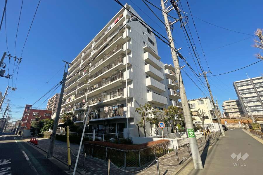 エクレール北千住の外観（南東側から）