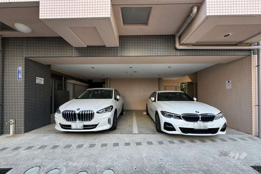 敷地内駐車場（屋内平面式）