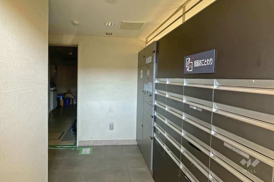 宅配ボックスと共用ポスト