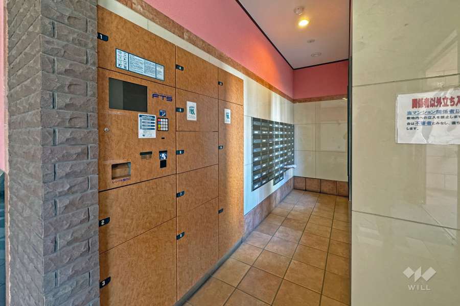 宅配ボックスと共用ポスト