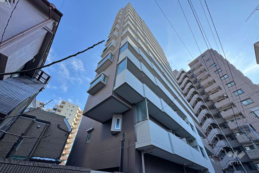 日神パレステージ北千住の外観（北西側から）