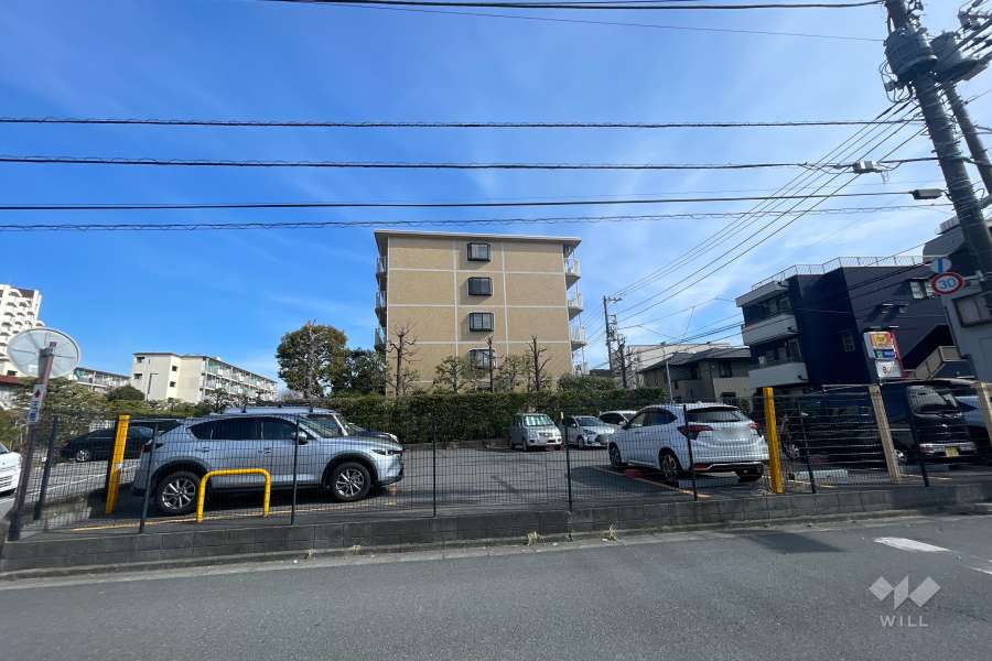 エステート五反野住宅の外観（西側から）