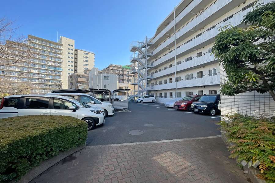 敷地内駐車場（屋外平面式）