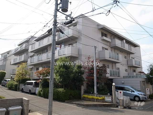 スワローハイツ池田の外観（北東側から）