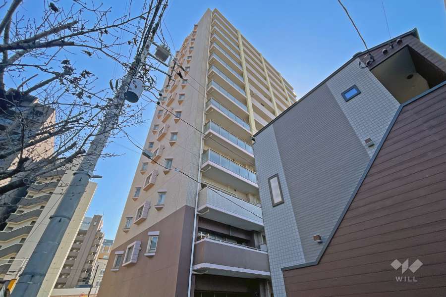 グローリオ千住新橋の外観（南西側から）