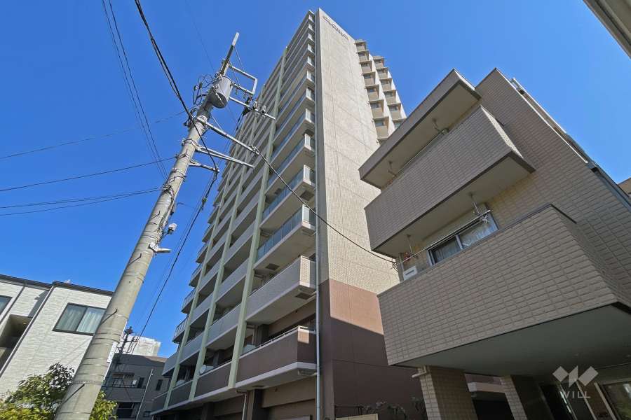 グローリオ千住新橋の外観（北西側から）