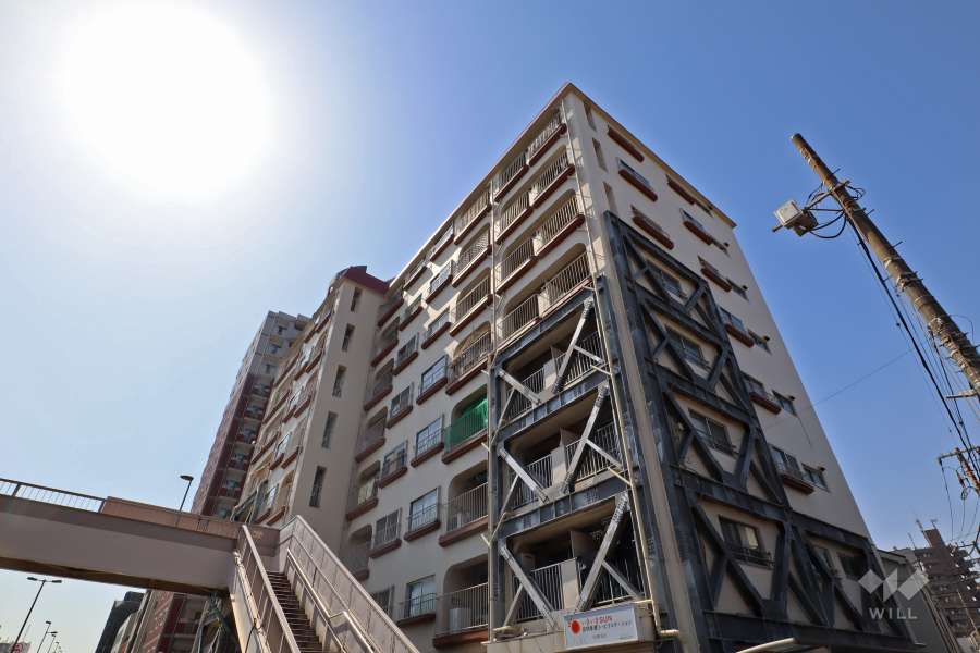 ワコー第9梅田マンションの外観（北東側から）-(1)