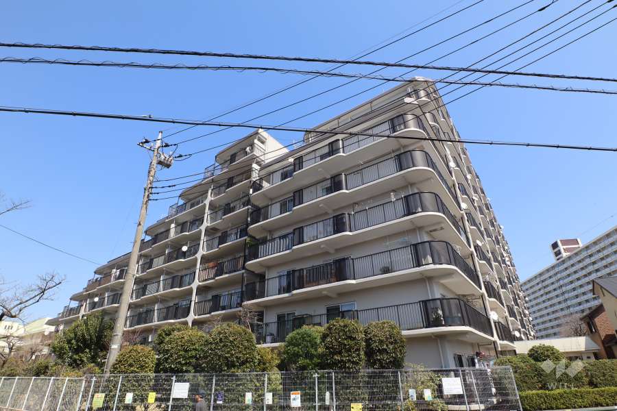 五反野第3スカイハイツの外観（南西側から）