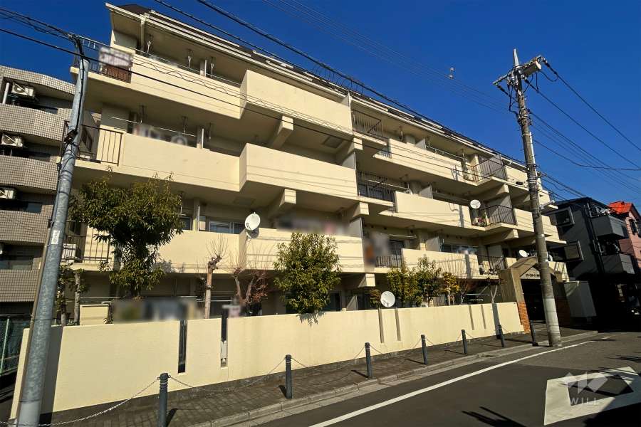 グリーンパーク第18綾瀬の外観（南西側から）