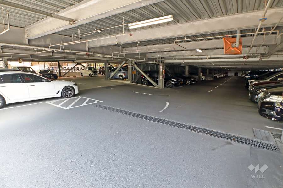 敷地内駐車場（屋内立体式）