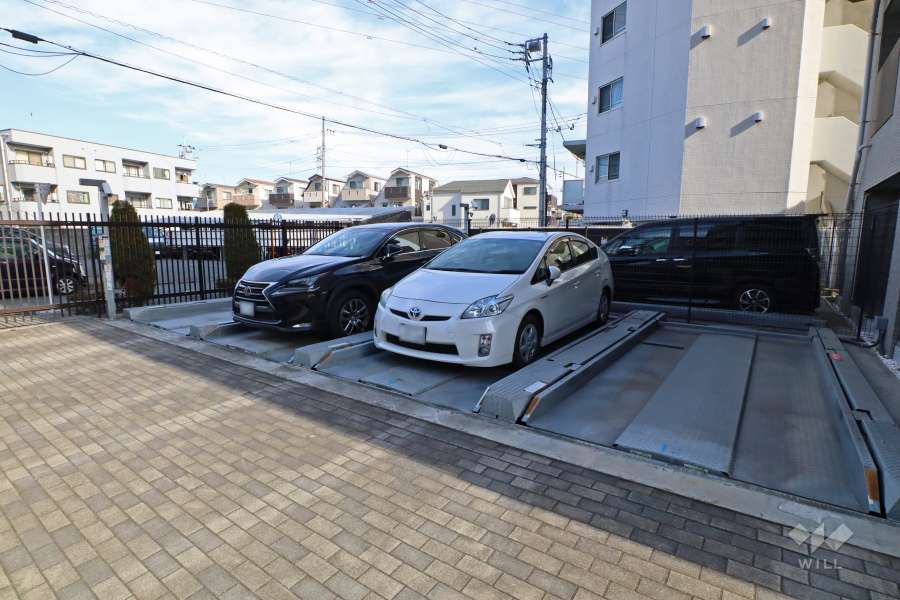 敷地内駐車場（屋外機械式）