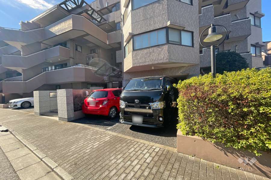 敷地内駐車場（屋外平面式）